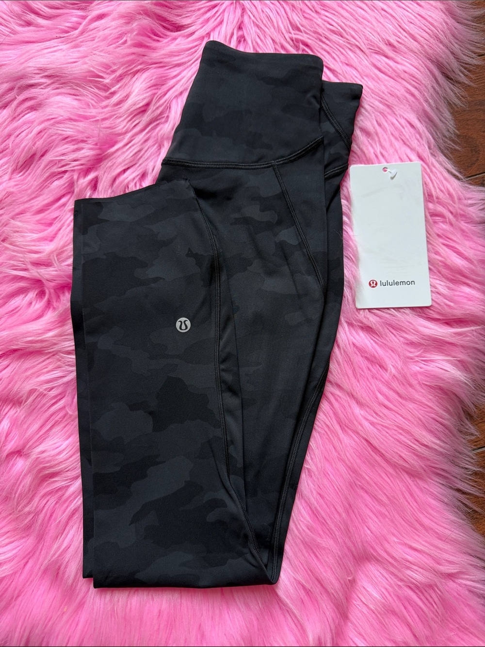 Lululemon size 4 base pace tight crop 23” heritage 360 camo deep coal multi NWT